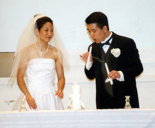 12-BlowingUnityCandle