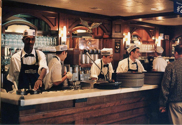 Ghiradelli_choloate_men